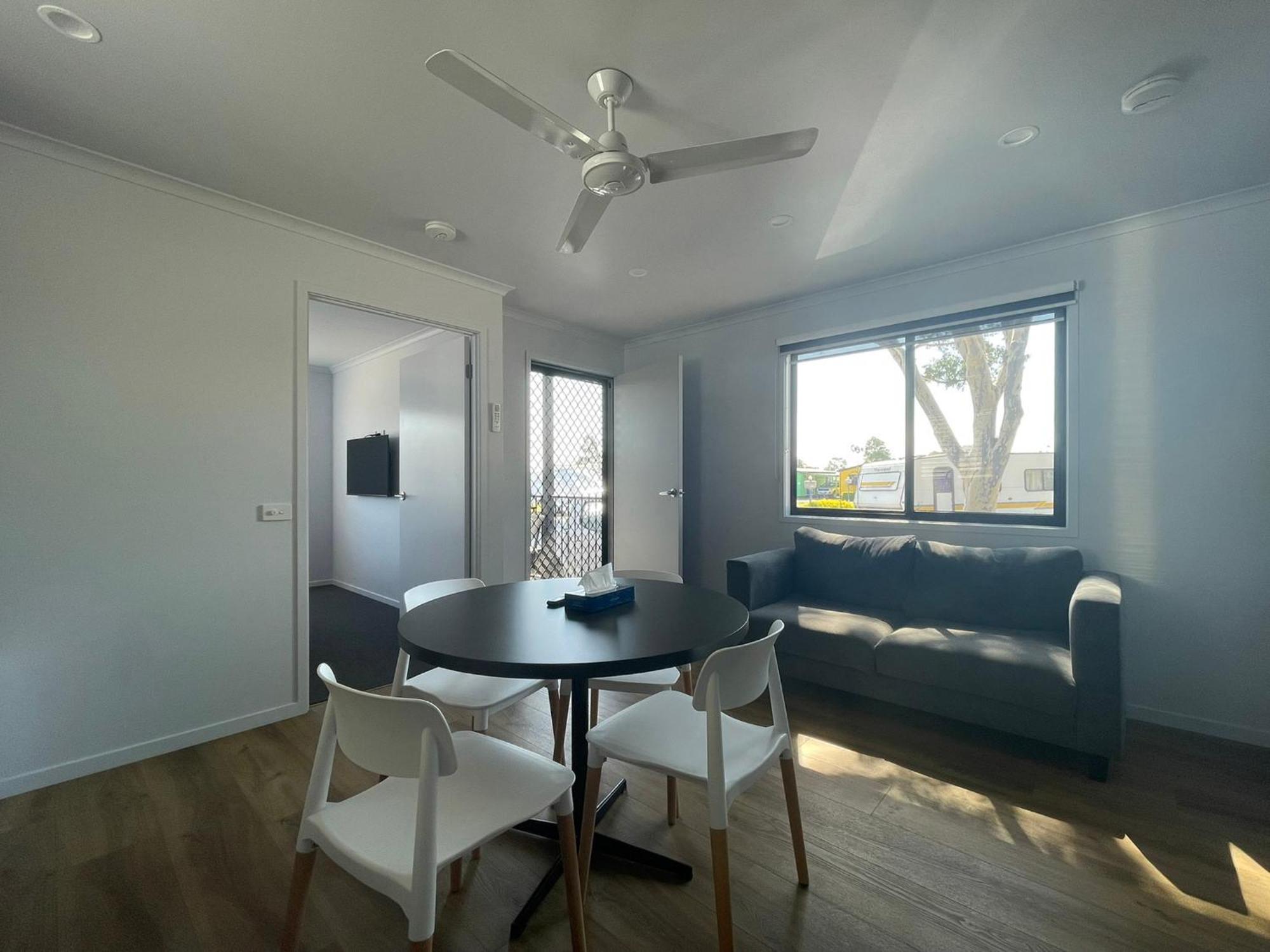Big4 Traralgon Park Lane Holiday Park Ngoại thất bức ảnh