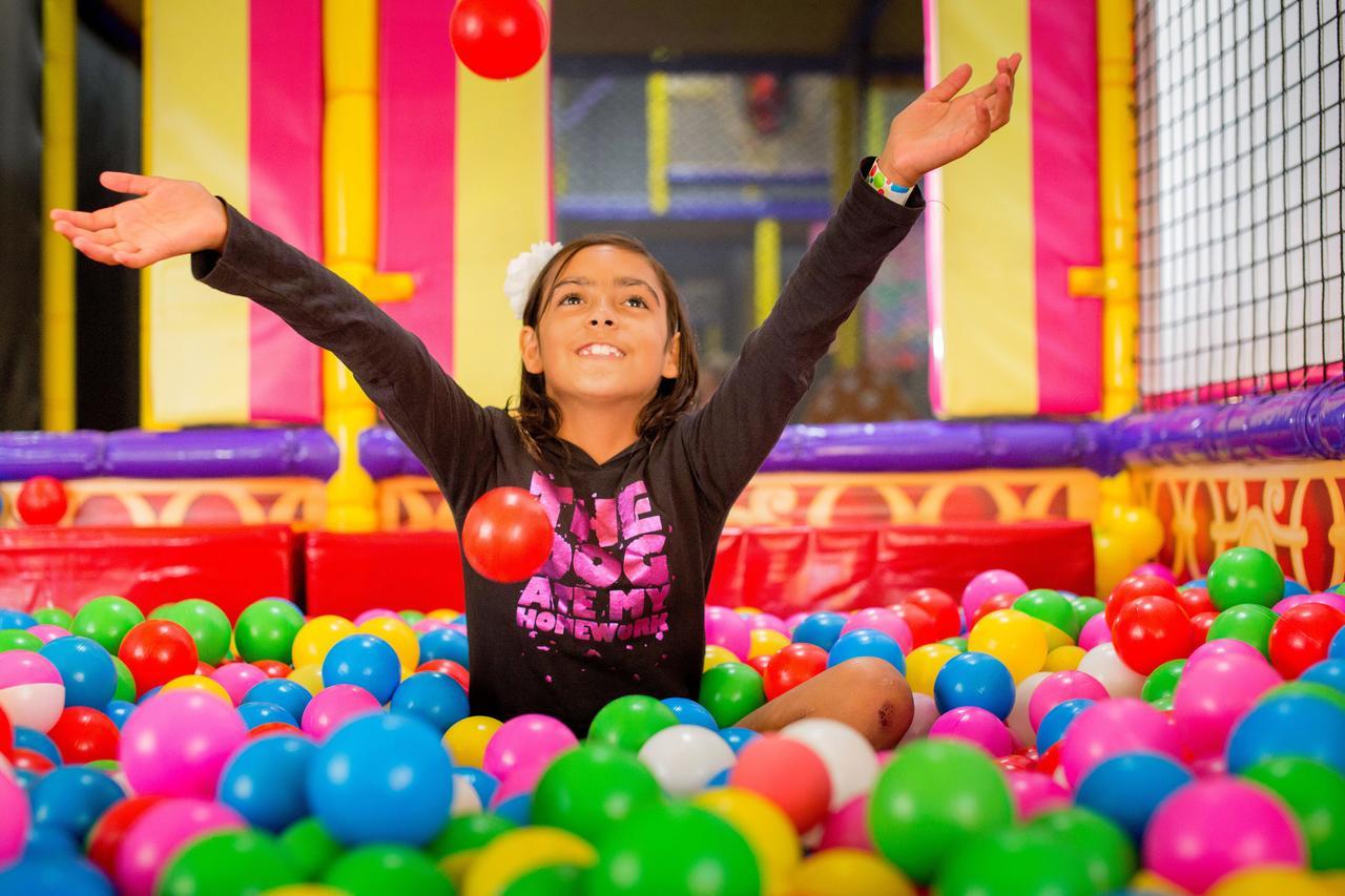 Big4 Traralgon Park Lane Holiday Park Ngoại thất bức ảnh
