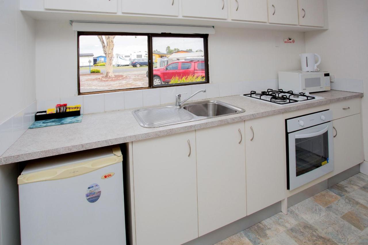 Big4 Traralgon Park Lane Holiday Park Ngoại thất bức ảnh